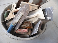 Metserskuip met inhoud - afbeelding 4 van  4