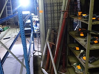 Metsersmateriaal (7 diverse stansoenen,hoekpofiel….) - afbeelding 10 van  12