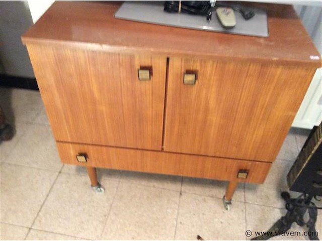 Meubel vintage - afbeelding 1 van  3