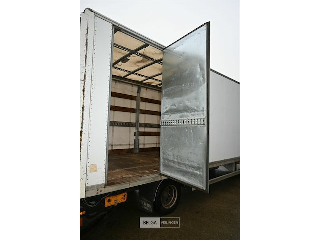 Meubelbak mercedes - afbeelding 27 van  30