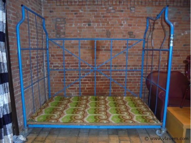 Meubelkar - afbeelding 1 van  1