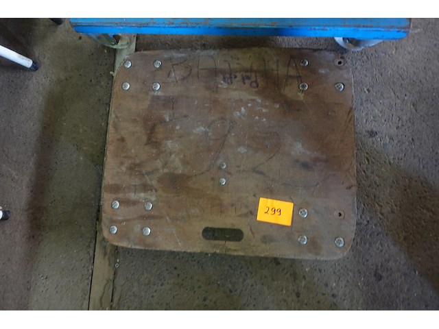 Meubelkar - afbeelding 1 van  2