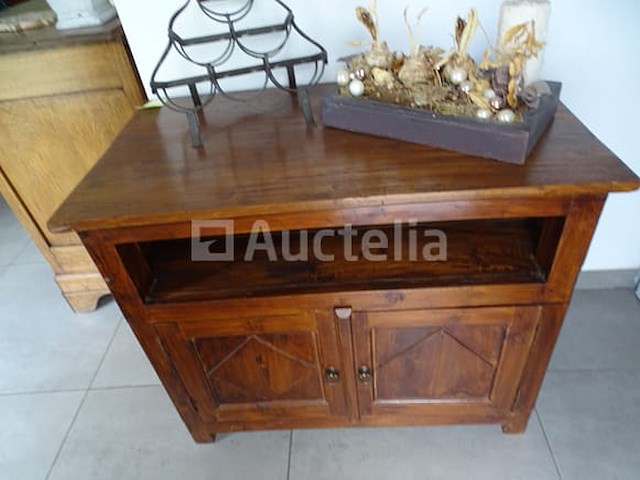 Meubels + 2 decoraties - afbeelding 1 van  7