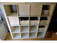 Meubels en computers (uitzettingsterrein) - afbeelding 5 van  12