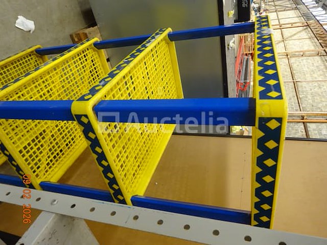 Meubels - afbeelding 1 van  2