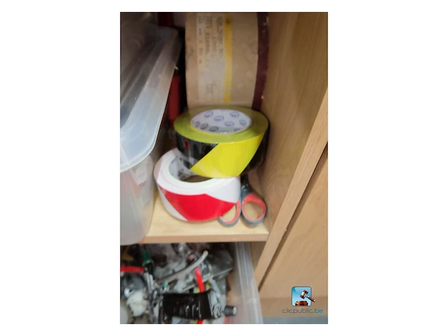 Meubelset met gereedschap en ijzerwaren - afbeelding 4 van  15