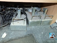 Meubelset met gereedschap en ijzerwaren - afbeelding 14 van  15