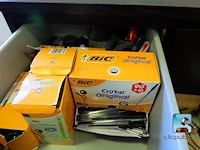 Meubelset met inhoud - afbeelding 10 van  12