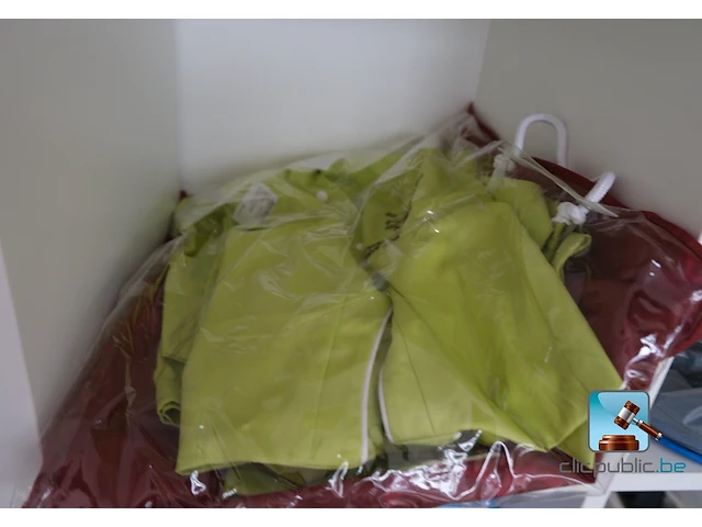 Meubelset met inhoud - afbeelding 10 van  12