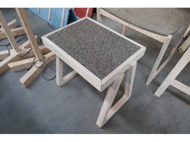 Meubelstukken per diem chairs - afbeelding 3 van  4