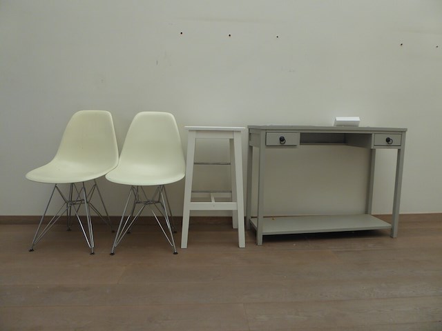 Meubelstukken - afbeelding 1 van  3