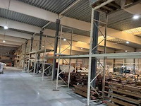Meubilair en werkplaatsuitrustingsgoederen