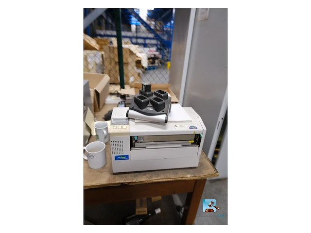 Meubilair met computeruitrusting - afbeelding 13 van  13