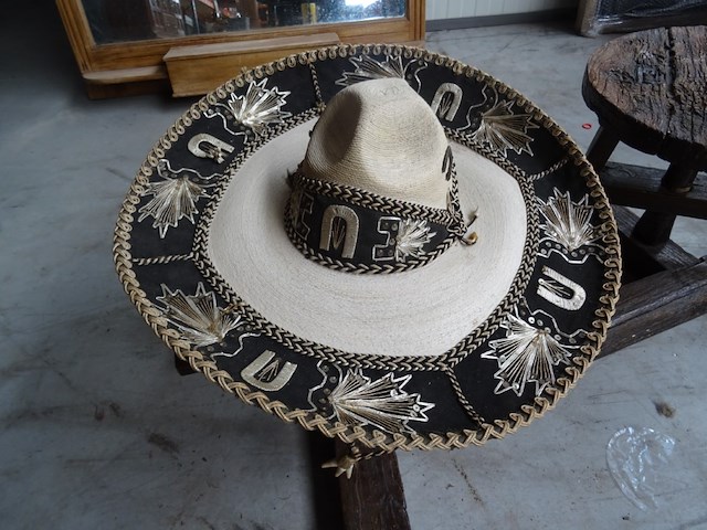 Mexikaanse sombrero - afbeelding 1 van  4