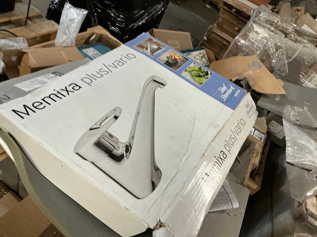 Mexima en alterna partij kraanwerk en badkameraccessoires - afbeelding 2 van  4