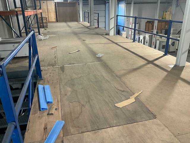 Mezanninne - afbeelding 4 van  12