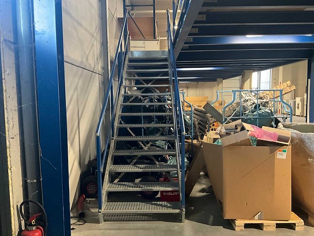 Mezanninne - afbeelding 6 van  12