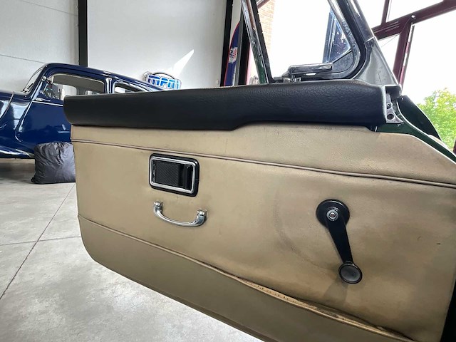 Mg mgb roadster vintage auto's > 15 - afbeelding 4 van  25
