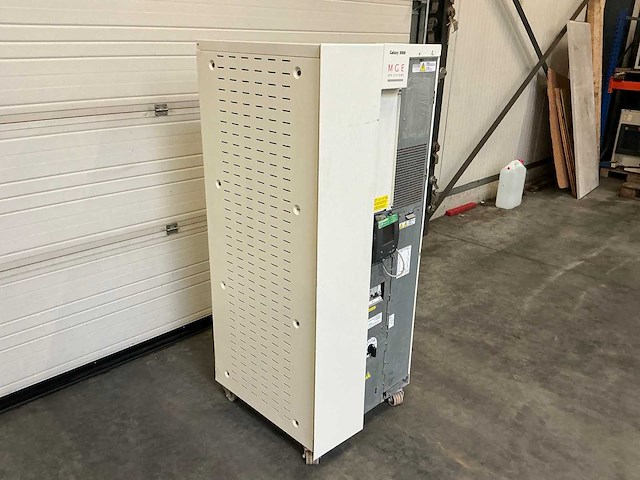 Mge galaxy 300 ups-systeem - afbeelding 5 van  11