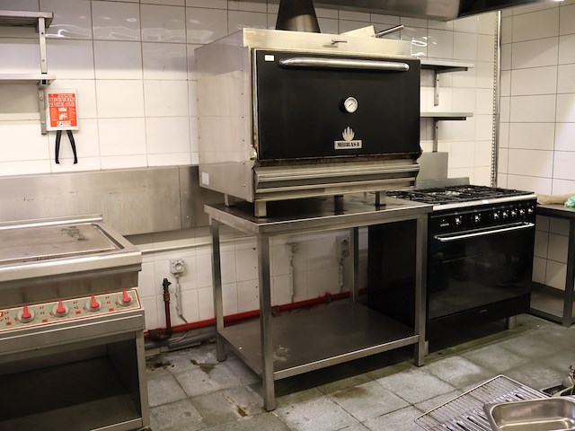 Mibrasa houtskooloven - afbeelding 1 van  8