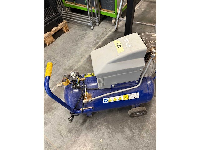 Michelin - air compressors - afbeelding 2 van  3