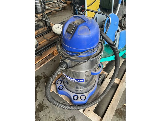 Michelin 1500 w stofzuiger - afbeelding 2 van  6