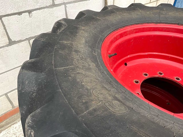 Michelin band op velg 600/65 r28 (2x) - afbeelding 10 van  12
