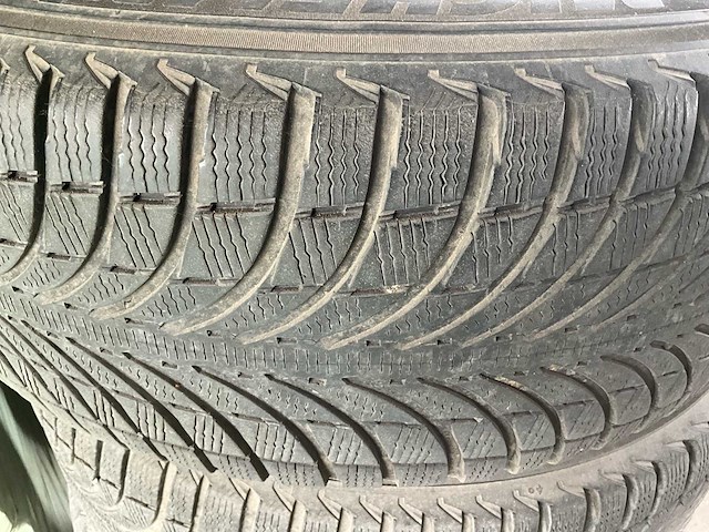 Michelin latitude alpin - 4 winterwielen - afbeelding 2 van  8