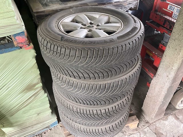 Michelin latitude alpin - 4 winterwielen - afbeelding 1 van  8