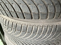 Michelin latitude alpin - 4 winterwielen - afbeelding 3 van  8