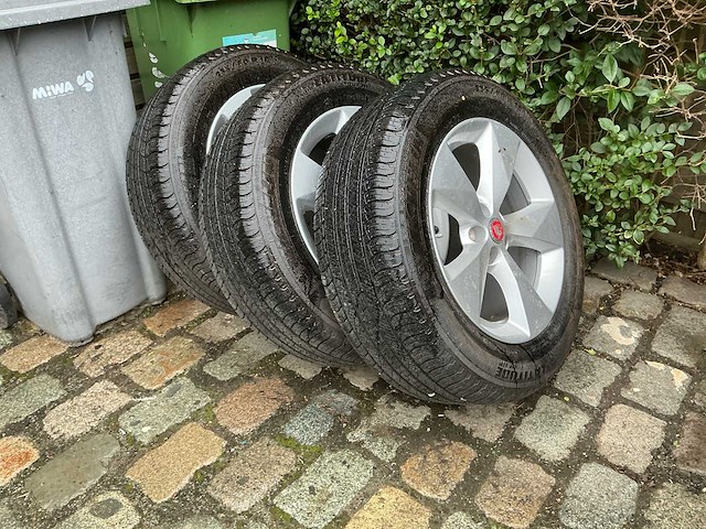 Michelin lattitude tour hp autoband voor jaguar (4x) - afbeelding 2 van  3