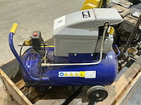 Michelin luchtcompressor - afbeelding 2 van  3