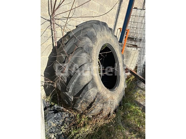 Michelin mega x 710/75 r34 banden - afbeelding 2 van  5