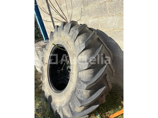 Michelin mega x 710/75 r34 banden - afbeelding 3 van  5