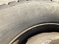 Michelin vrachtwagenbanden met velg - afbeelding 2 van  8