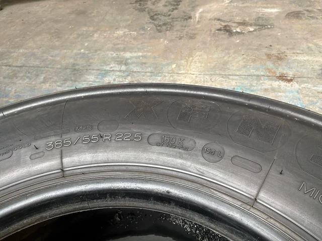 Michelin xfn 2 antisplash trailerbanden (2x) - afbeelding 2 van  6