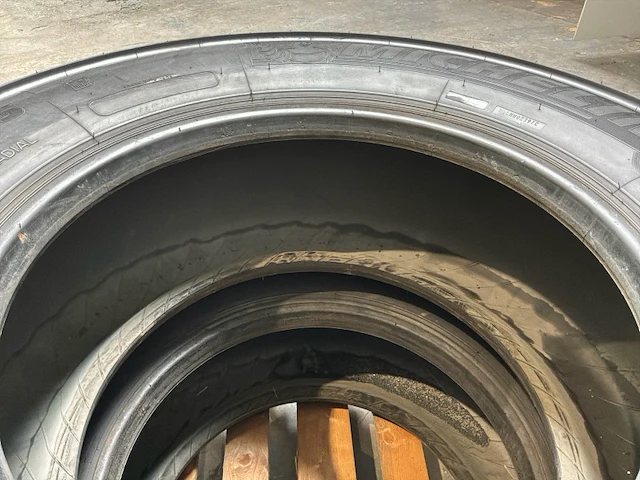 Michelin xfn 2 antisplash trailerbanden (2x) - afbeelding 4 van  6