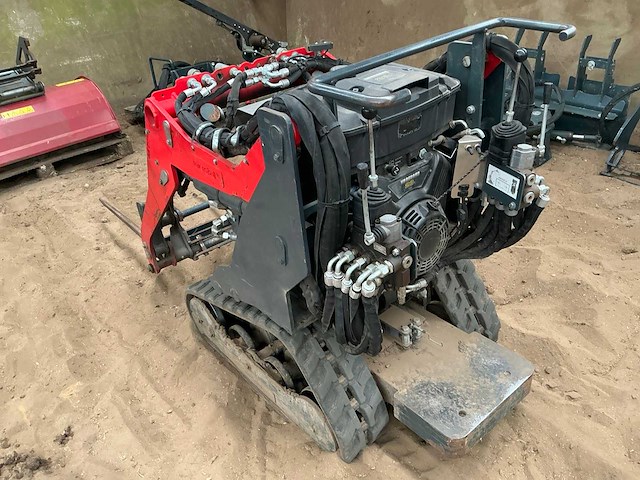 Micro bull pro ii 200 mini lader - afbeelding 13 van  15