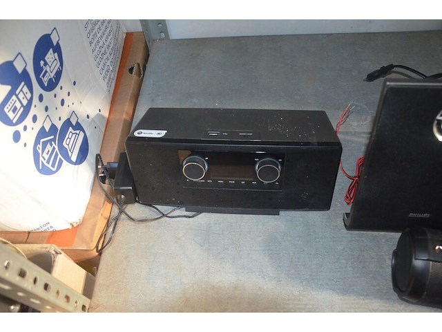 Micro hifi system philips mc235b, bluetooth box ledwood, bluetooth box pulsar, dab - stereo- internetradio medion md89289 - afbeelding 9 van  9