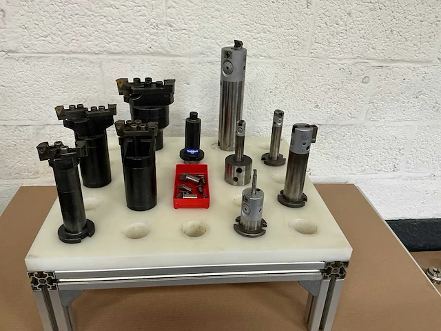 Microbore en audemars assortiment isa40 din2080 precisie opnames - afbeelding 1 van  9