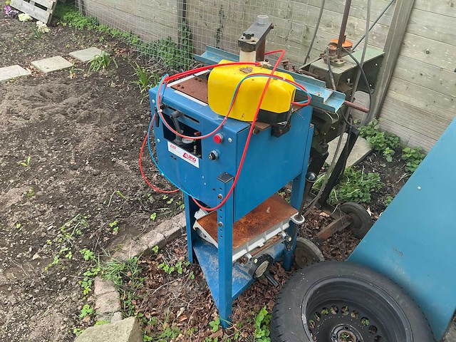 Microcom assambleuse deuvelinvoermachine - afbeelding 2 van  9