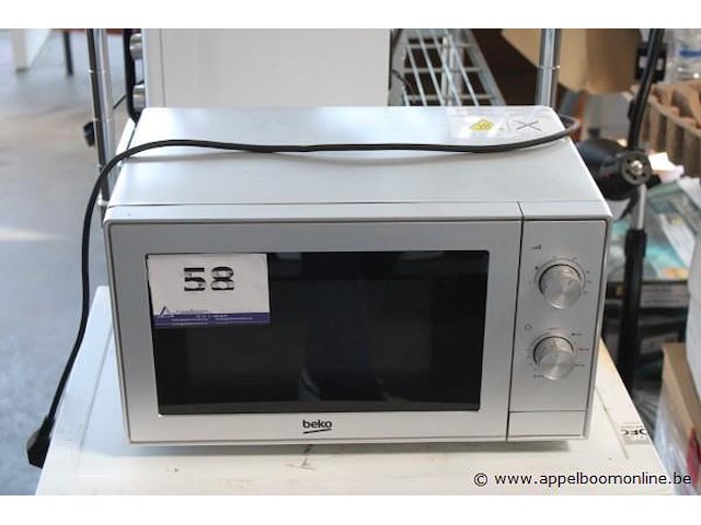 Microgolf beko - afbeelding 1 van  2