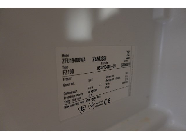 Microgolf proline + diepvries zanussi - afbeelding 6 van  6