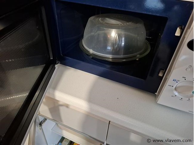 Microgolf - afbeelding 2 van  2