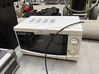 Microgolfoven proline