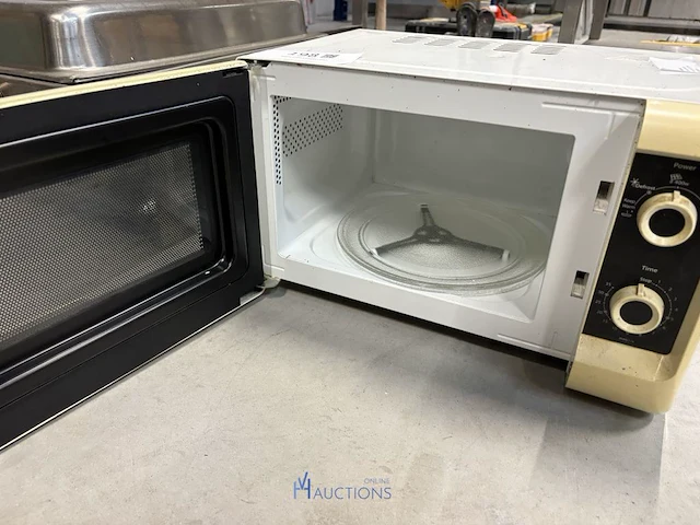Microgolfoven whirlpool - afbeelding 3 van  3