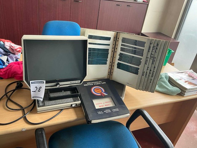 Micron 355 microfiche-lezer - afbeelding 1 van  2