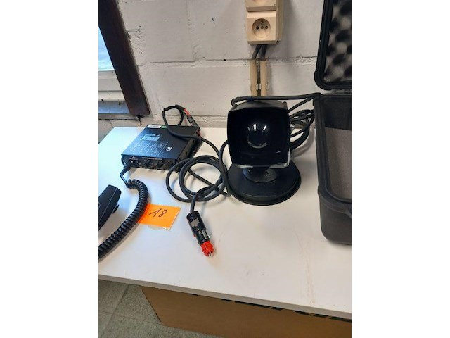 Microversterking auto - afbeelding 1 van  5