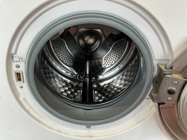 Miele - softtronic wt2670 - wasmachine - afbeelding 4 van  5