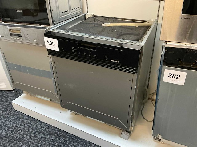 Miele hg03 inbouw vaatwasser - afbeelding 1 van  2